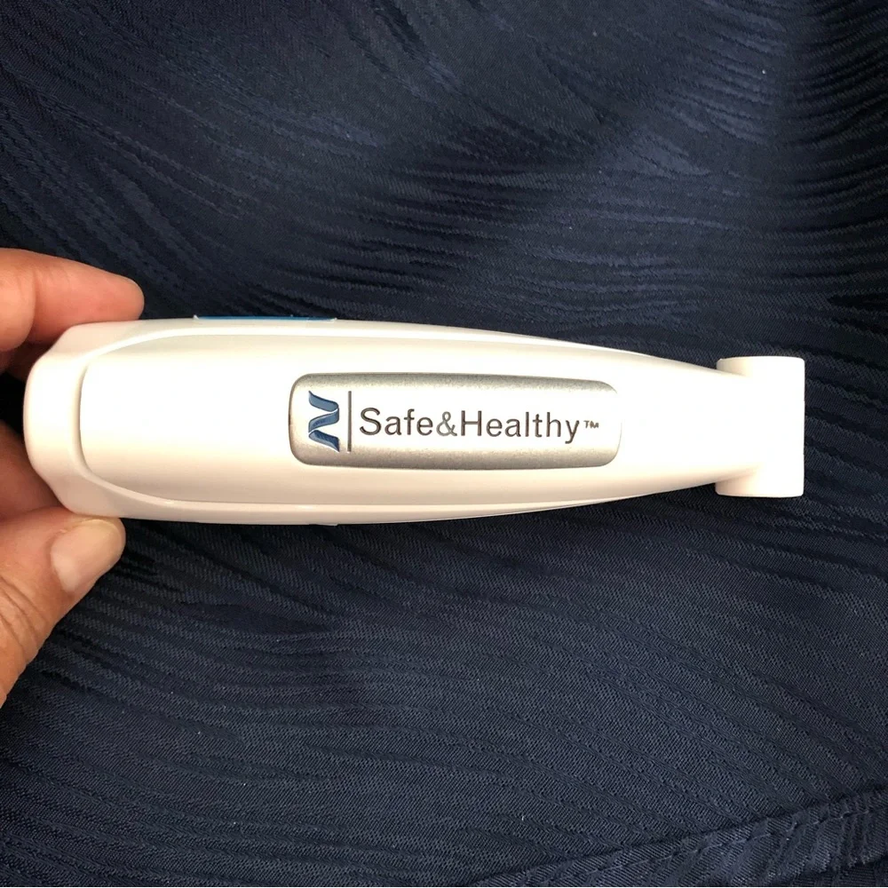 Safe & Healthy UV Sanitizing Light - Picture 2 of 6